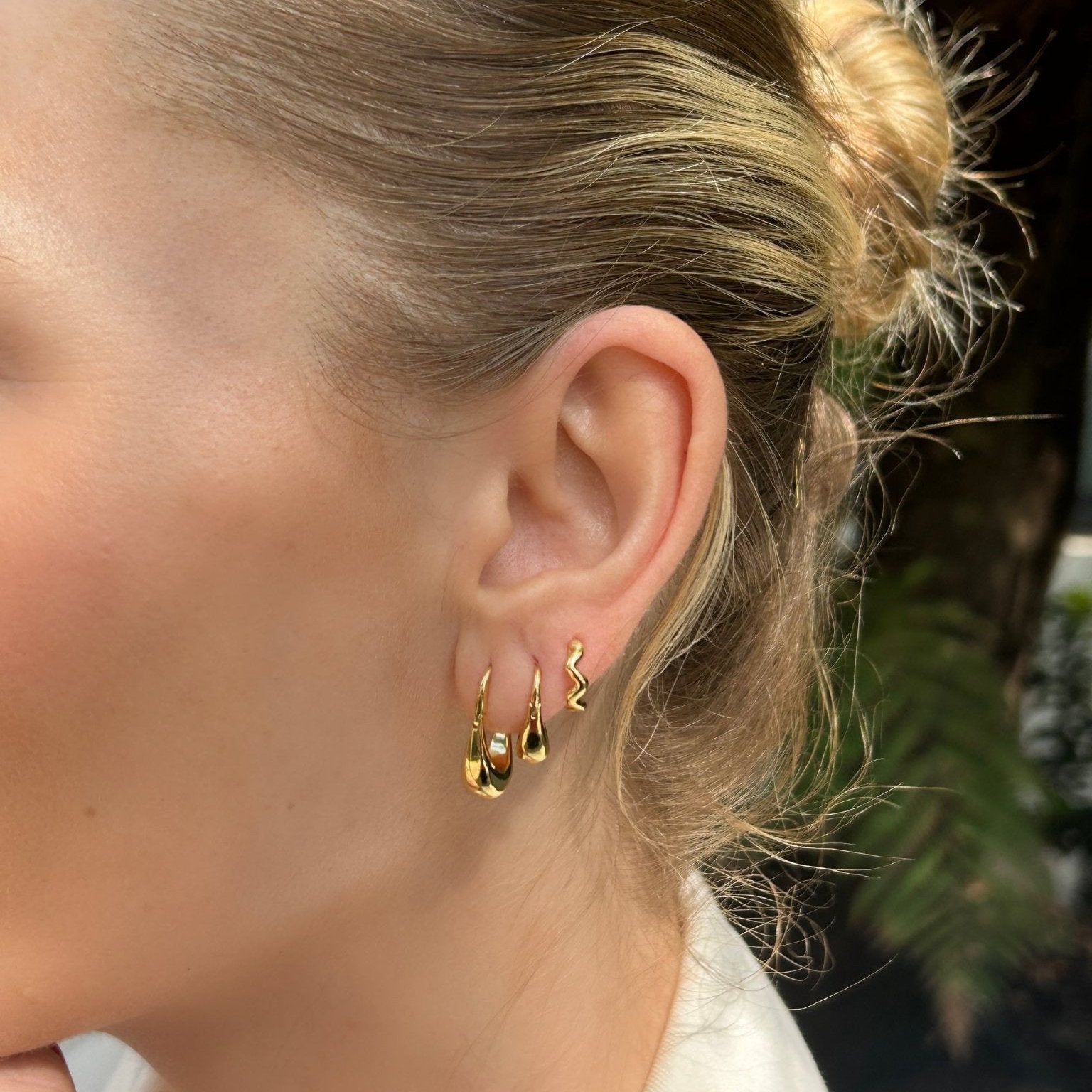 Noma teardrop earrings in vermeil gold 