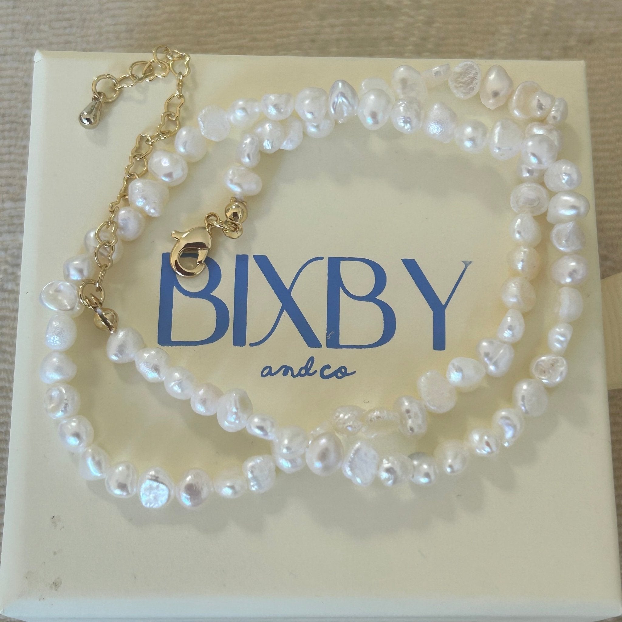 Dainty size Etta Pearl necklace 